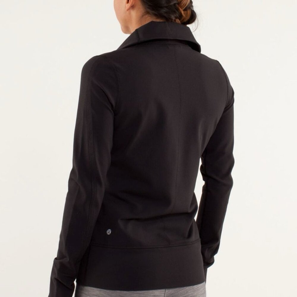 Lululemon Daily Yoga Jacket Black Size 8 Full Zip Gold Hardware - Picture 2 of 9